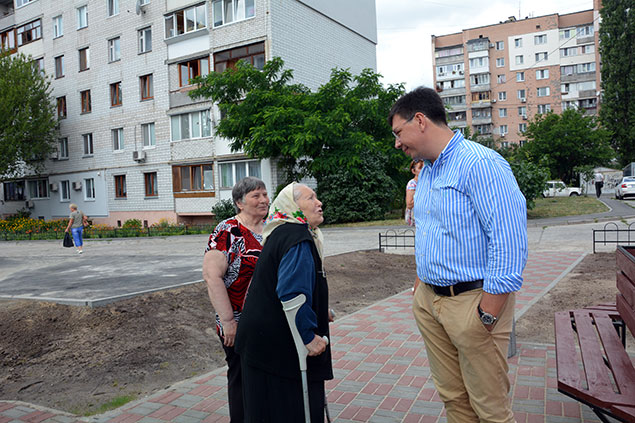 Images011